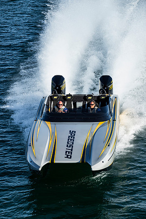 speedboat-mag-desert-storm-2022-tom-leigh-9957