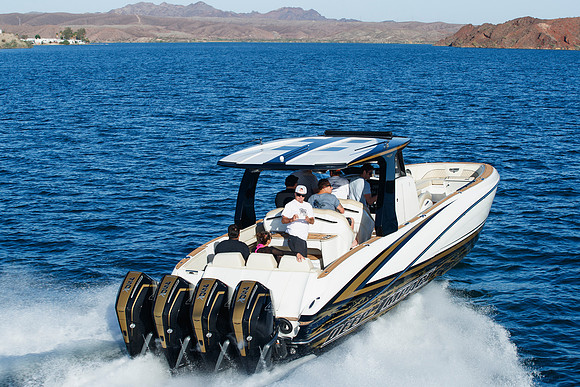 speed-boat-deep-impact-havasu-2022-tom-leigh-2093