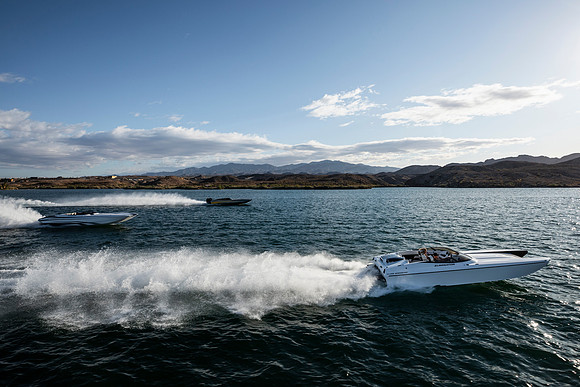 speedboat-mag-desert-storm-2022-tom-leigh-8728