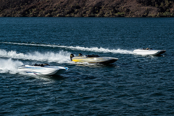 speedboat-mag-desert-storm-2022-tom-leigh-0047