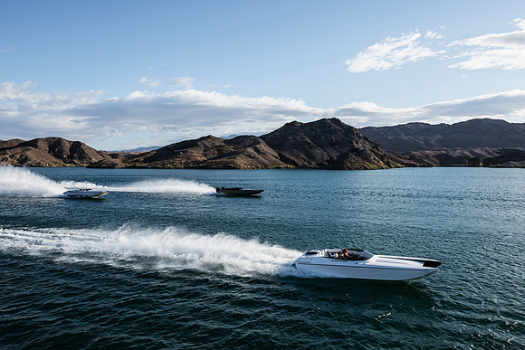 speedboat-mag-desert-storm-2022-tom-leigh-8744