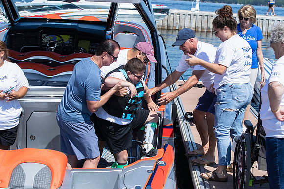 1000-islands-poker-run-2022-tom-leigh-9834