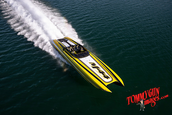 DCB-M44-Bananas-tom-leigh-294-2