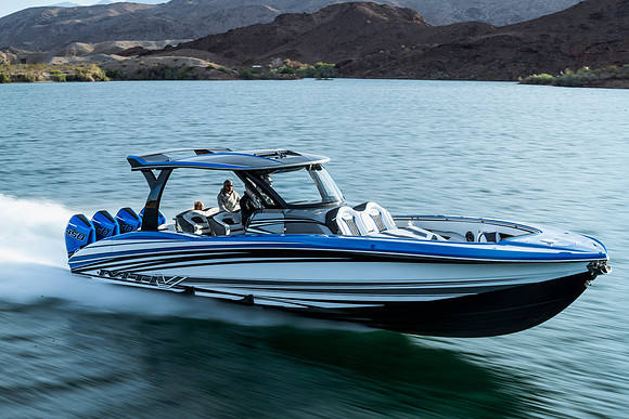 speedboat-mag-desert-storm-2022-tom-leigh-8952