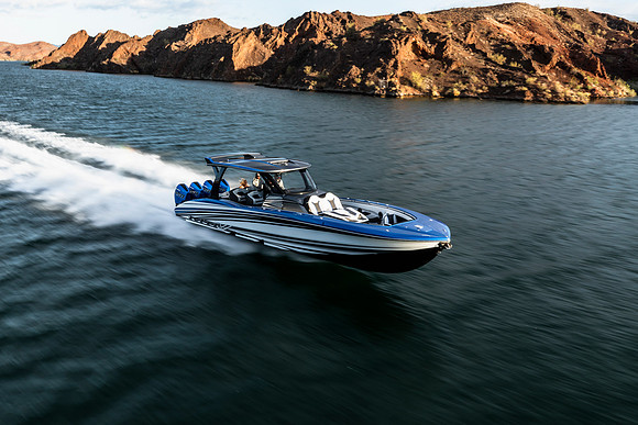 speedboat-mag-desert-storm-2022-tom-leigh-7682