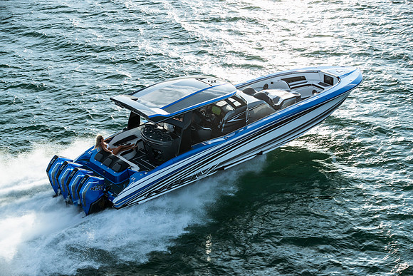 speedboat-mag-desert-storm-2022-tom-leigh-8839