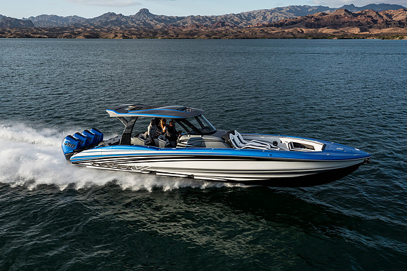 speedboat-mag-desert-storm-2022-tom-leigh-7889