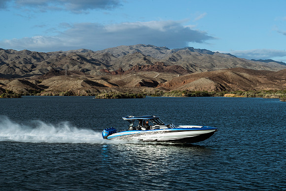 speedboat-mag-desert-storm-2022-tom-leigh-9149