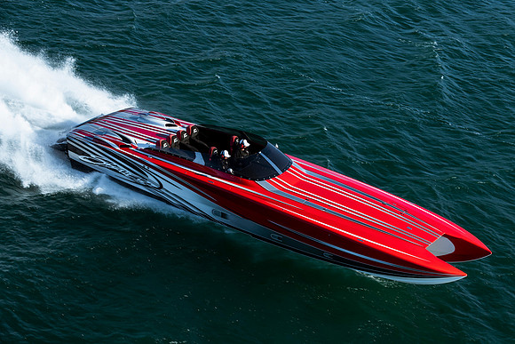 speedboat-mag-desert-storm-2022-tom-leigh-0621
