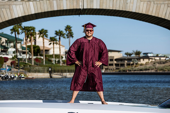 jake-littman-grad-2024-tom-leigh-2807