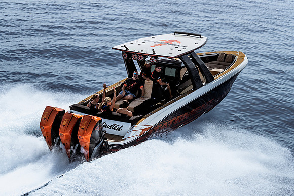 bahamas-fast-boats-poker-run-2025-tom-leigh-7712