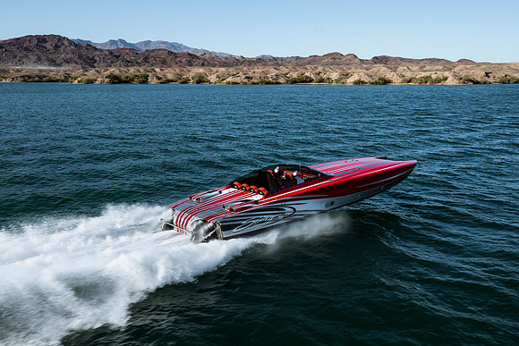 speedboat-mag-desert-storm-2022-tom-leigh-9624