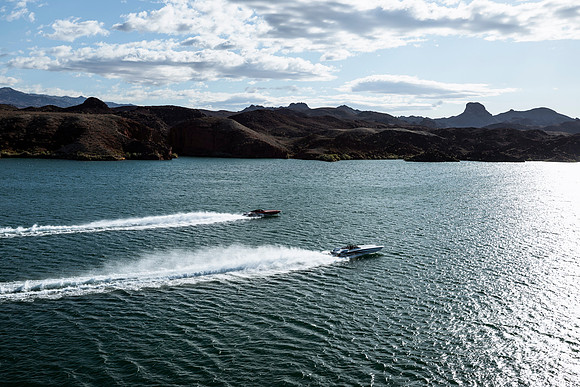 speedboat-mag-desert-storm-2022-tom-leigh-9370