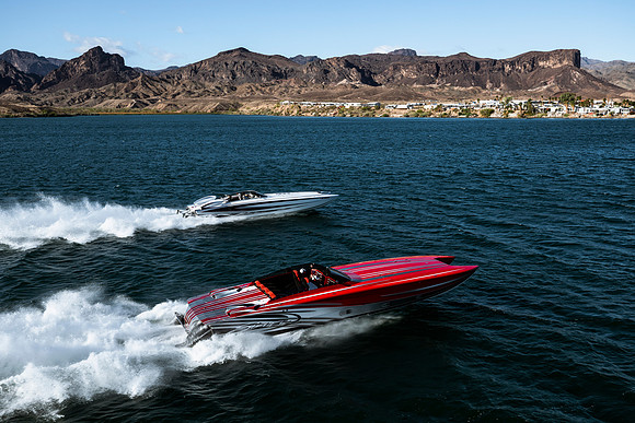 speedboat-mag-desert-storm-2022-tom-leigh-9391
