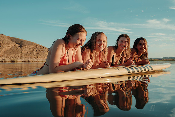 lexi-calia-paddle-board-2020-tom-leigh-687