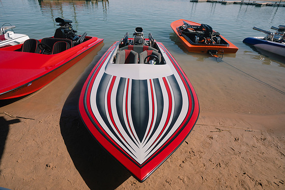 pirate-cove-classic-performance-boats-2021-tom-leigh-7700