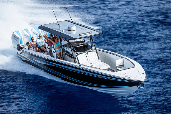 bahamas-fast-boats-poker-run-2025-tom-leigh-7381