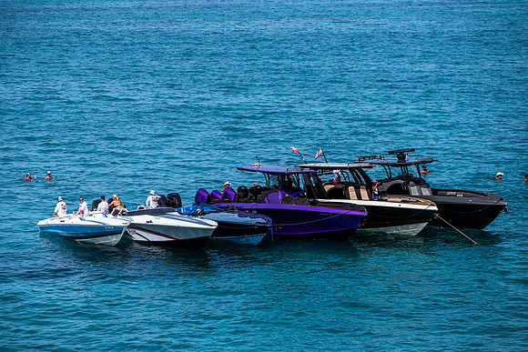 bahamas-fast-boats-poker-run-2025-tom-leigh-8143