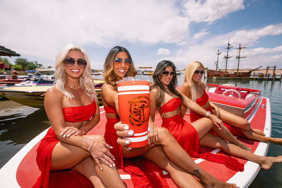 pirate-cove-classic-performance-boats-2021-tom-leigh-8088
