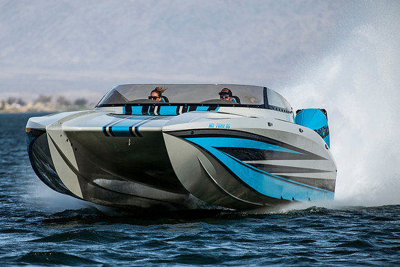 interceptor-boats-2025-tom-leigh-6009