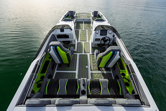 interceptor-boats-2024-tom-leigh-0210
