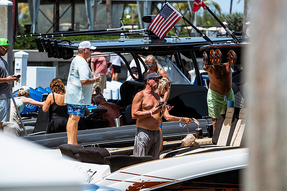 bahamas-fast-boats-poker-run-2025-tom-leigh-7923