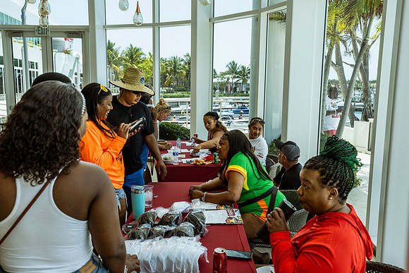 bahamas-fast-boats-poker-run-2025-tom-leigh-9608