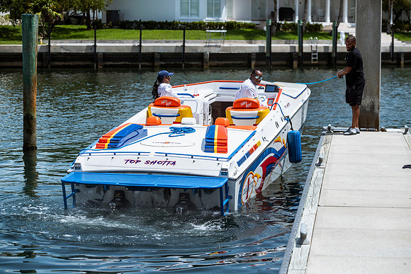 bahamas-fast-boats-poker-run-2025-tom-leigh-7957