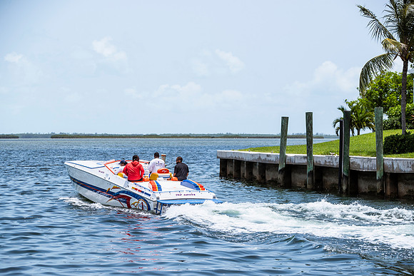 bahamas-fast-boats-poker-run-2025-tom-leigh-7906