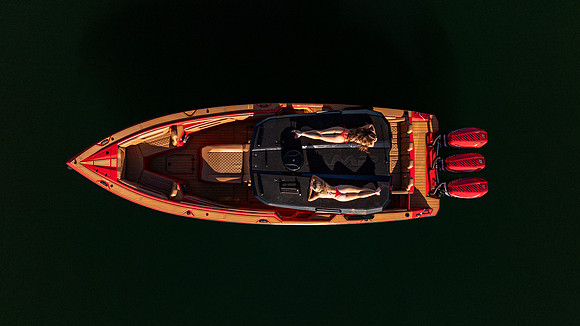 amp-boats-2025-tom-leigh--12-Enhanced-NR