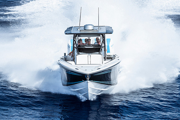bahamas-fast-boats-poker-run-2025-tom-leigh-7299-Enhanced-SR