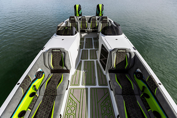interceptor-boats-2024-tom-leigh-0248