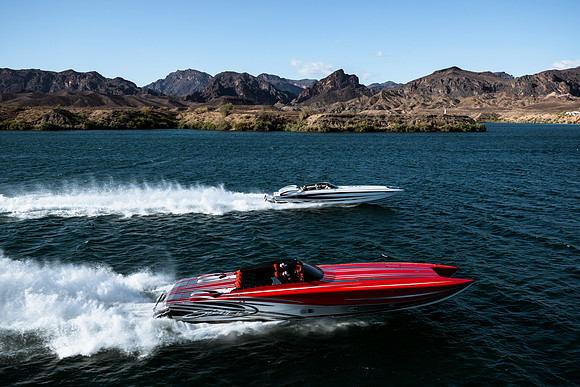 speedboat-mag-desert-storm-2022-tom-leigh-9378